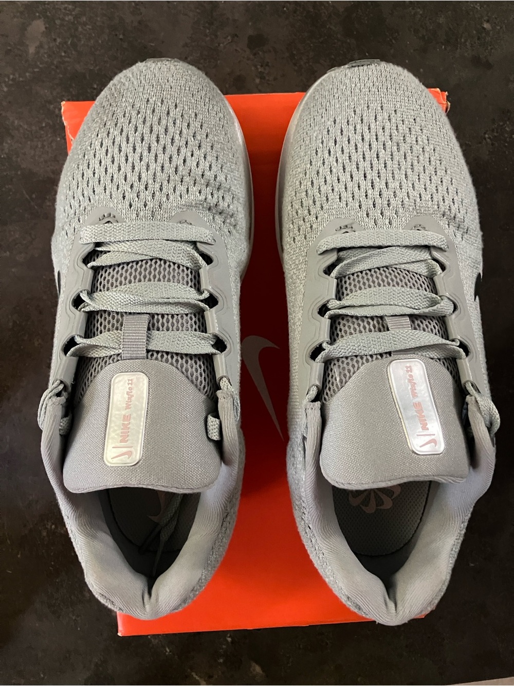 Too big for me!  
Women’s Nike Winflo 11 size 8